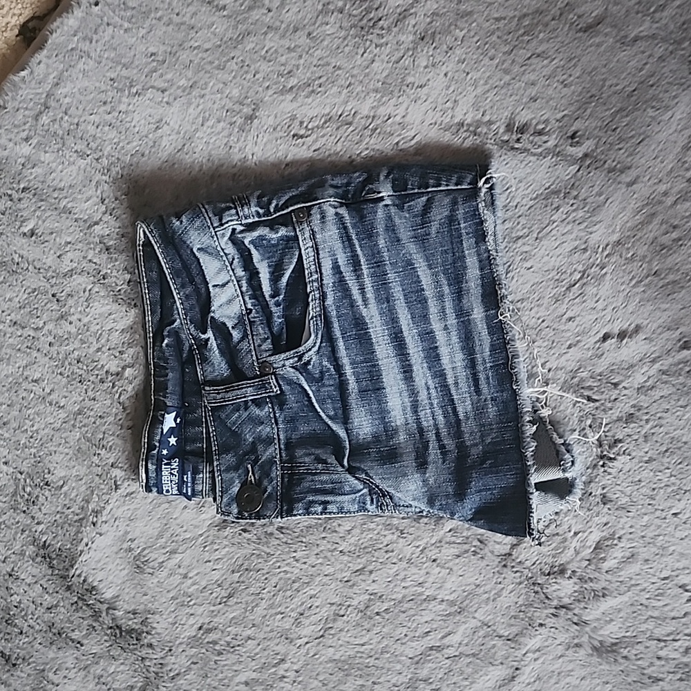 Jean shorts - Picture 3 of 4